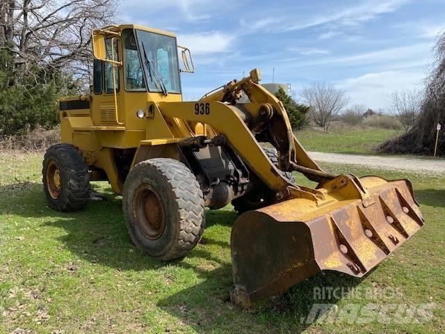 CAT 936 Incarcator pe pneuri