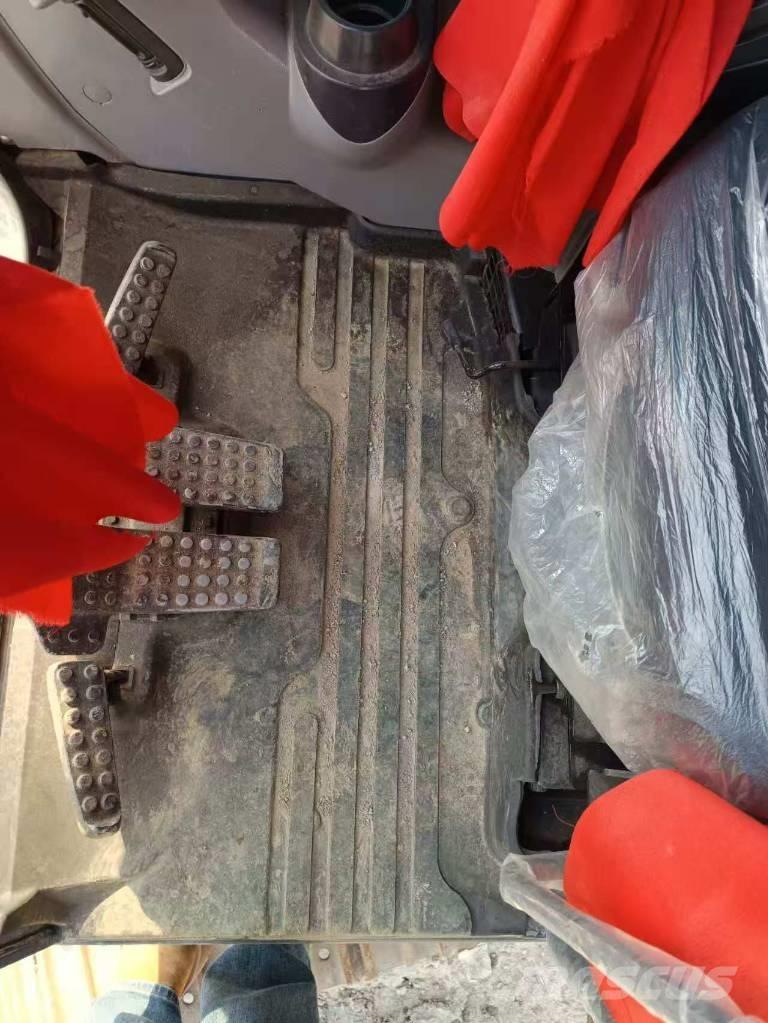 Hitachi ZX 70 Excavatoare 7t - 12t