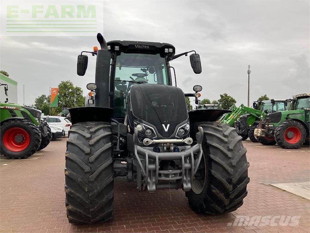 Valtra s 394 Tractoare