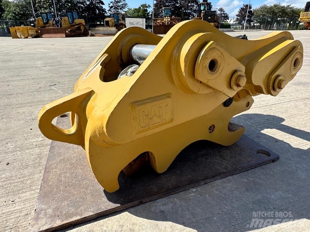 CAT 320 Conectoare rapide