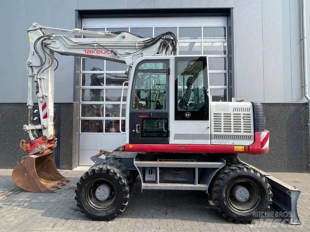 Takeuchi TB1160W Excavatoare cu roti