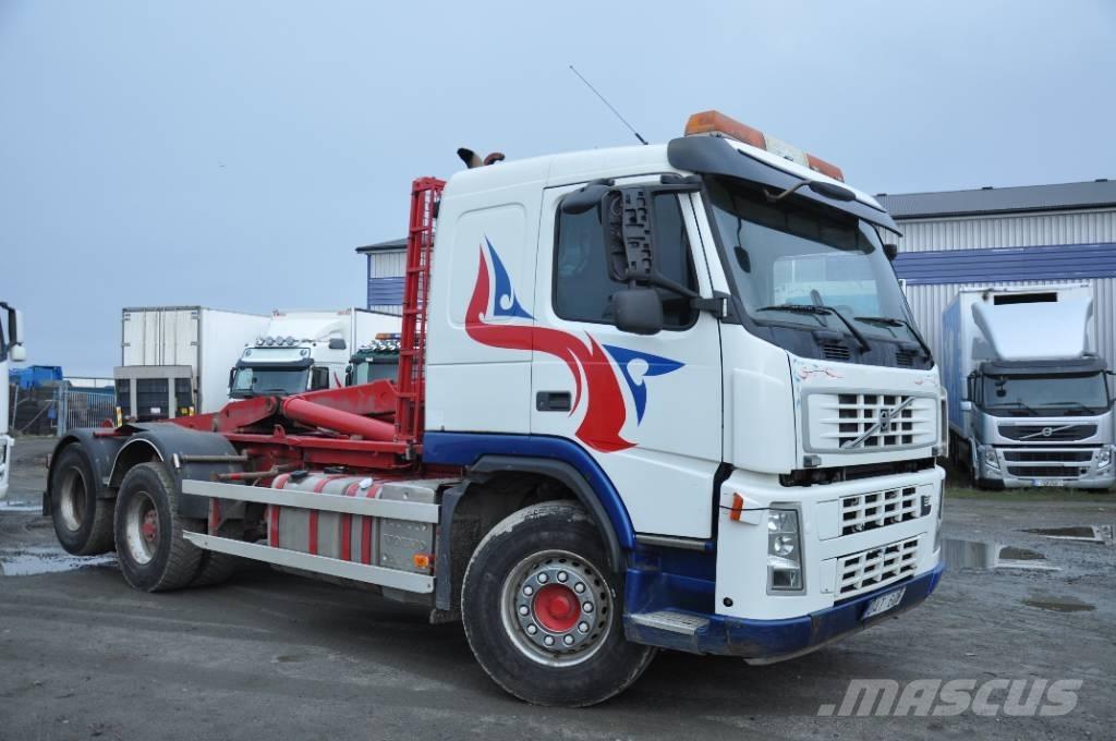 Volvo FM 400 6X2 Camion cu carlig de ridicare