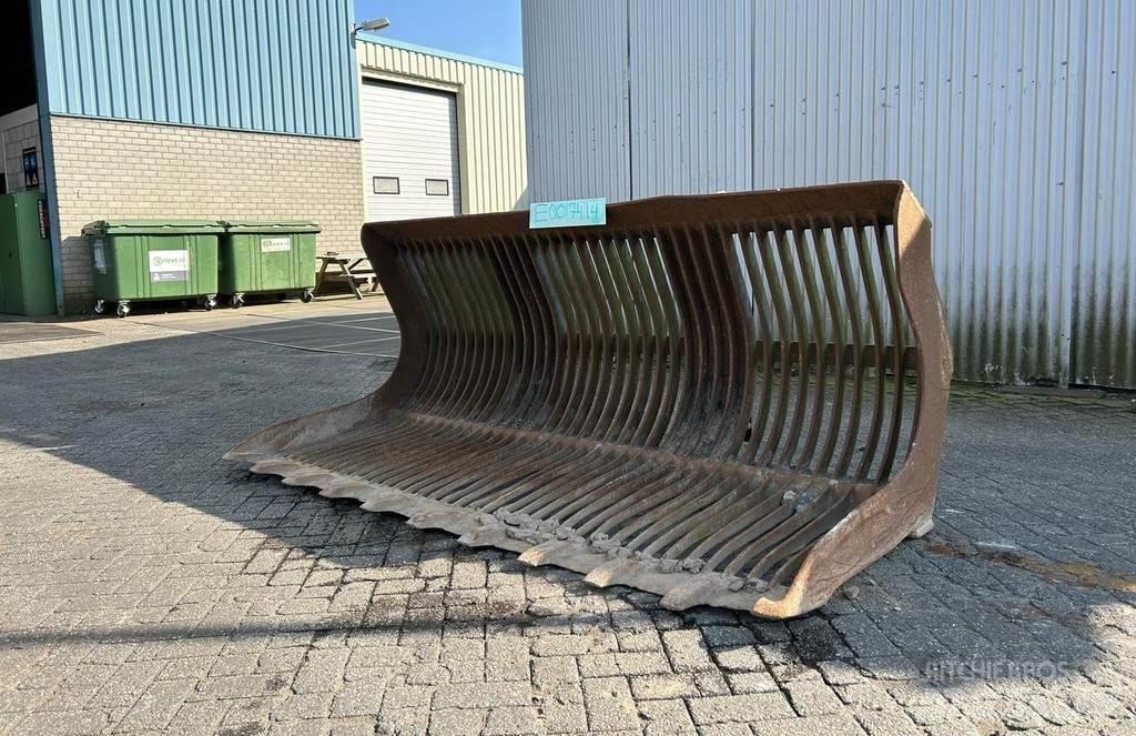  Onbekend UH-2700 Pistoane