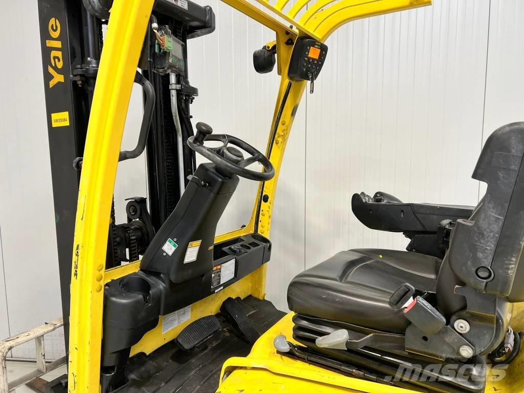 Hyster J3.0XN Stivuitor electric