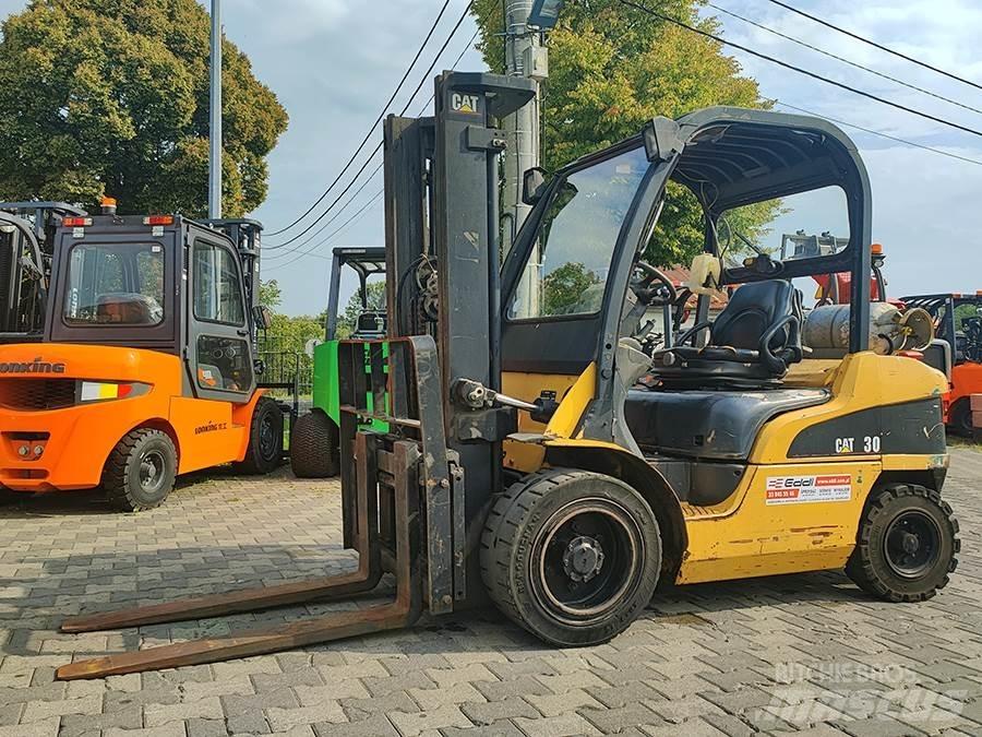 CAT GP30N Stivuitor GPL