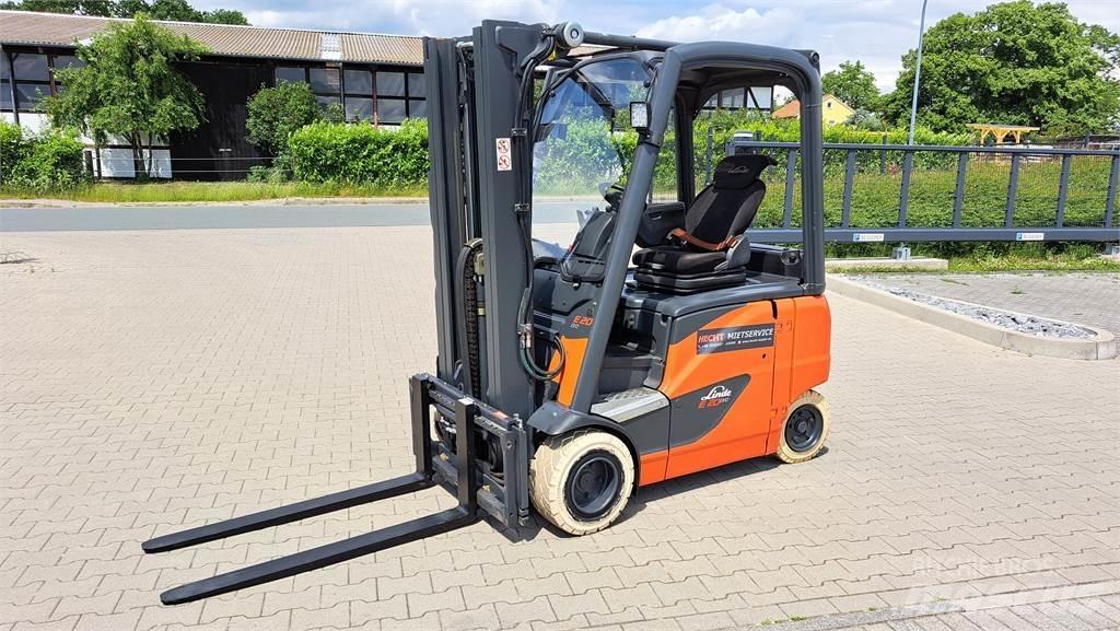 Linde E20PH-02 Stivuitor electric