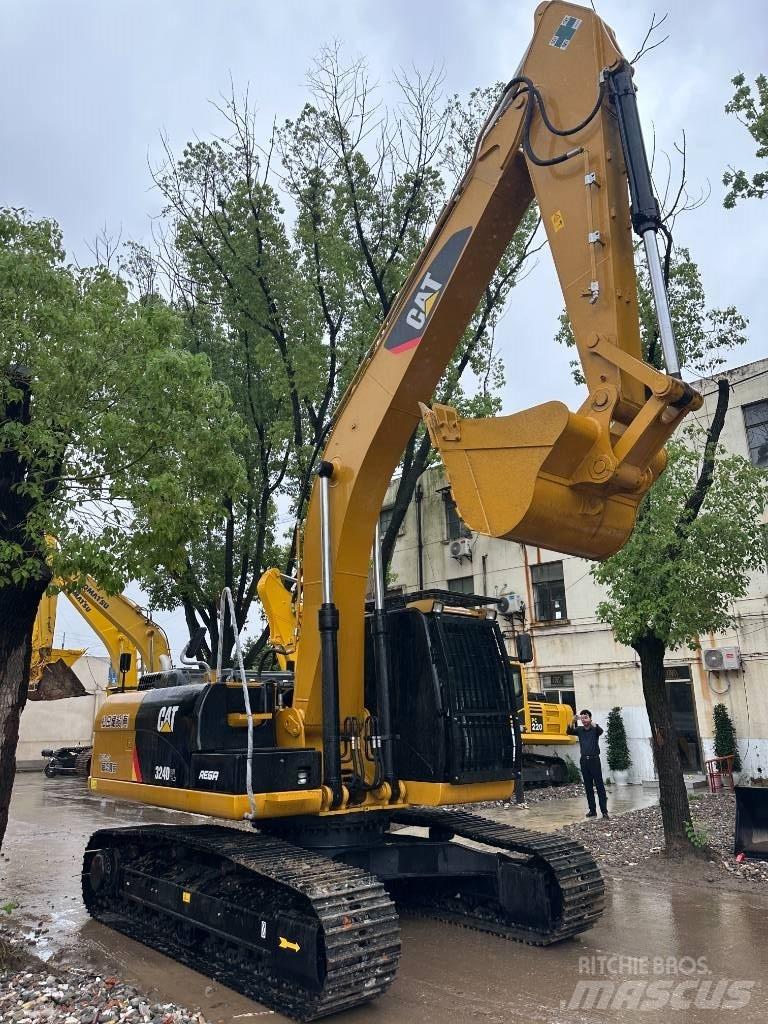 CAT CAT324D Excavatoare 7t - 12t