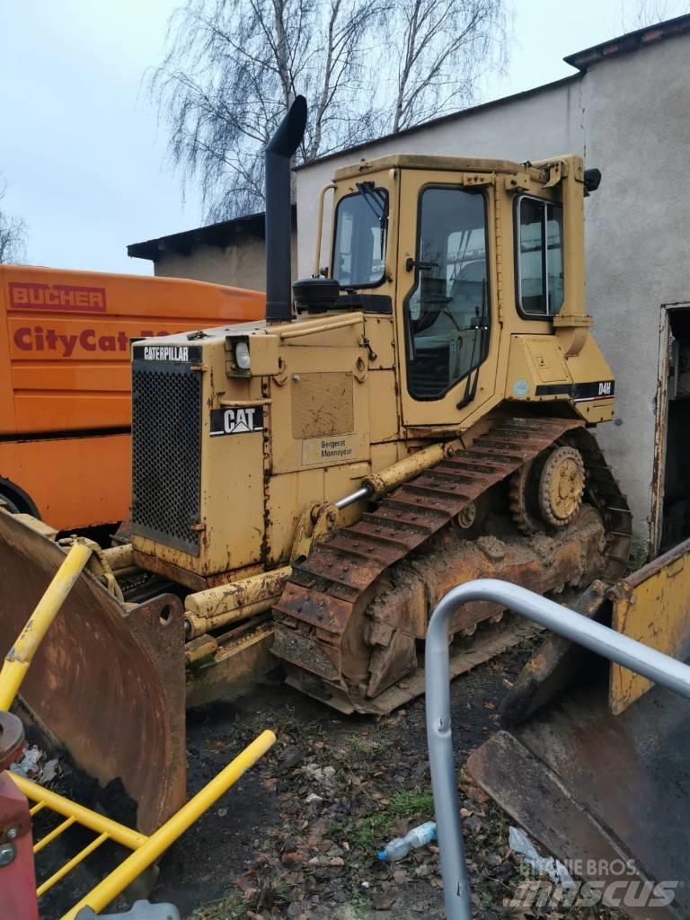 CAT D 4 H Buldozere pe senile