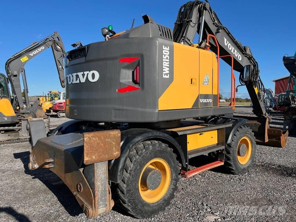 Volvo EWR 150 E Excavatoare cu roti