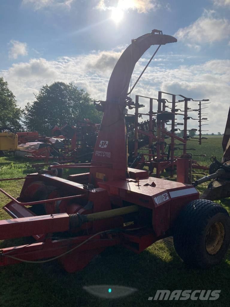 JF FCT 900 Culegatoare de nutret