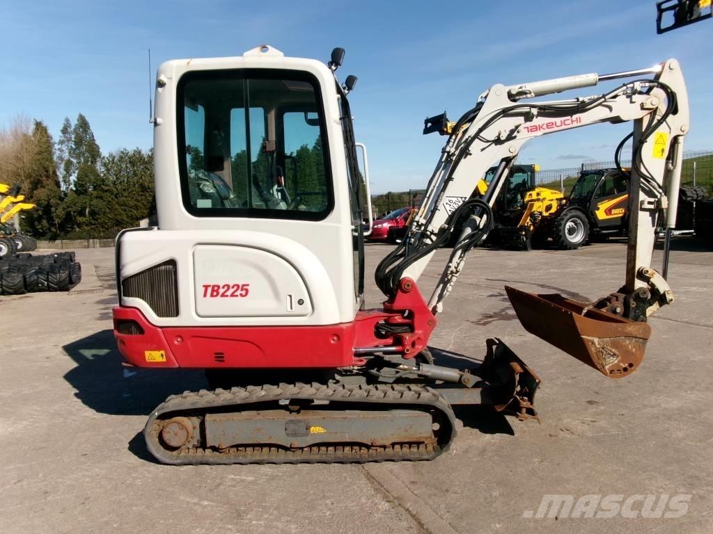 Takeuchi TB 225 Mini excavatoare < 7t