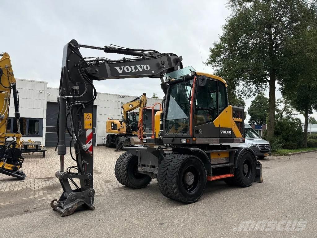 Volvo EW150 Excavatoare cu roti