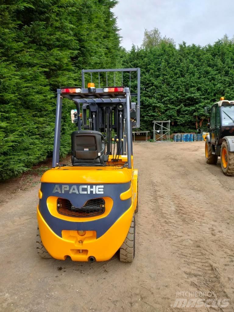 Apache HH307 Stivuitor diesel