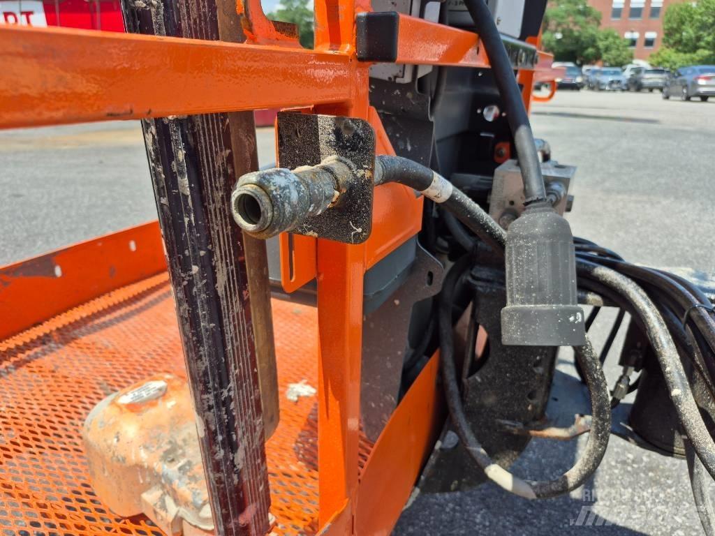 JLG 600 S Nacele cu brat telescopic
