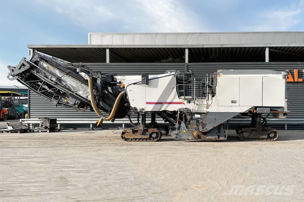 Wirtgen W 210 Utilaje asfalt cu freze reci