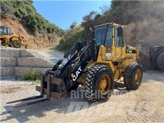 CAT IT 18 B Incarcator pe pneuri