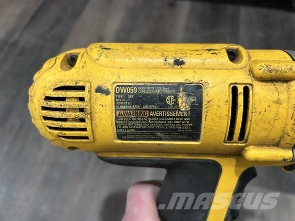 DeWalt DW059 Instrumente, echipament de masurare si automatizare