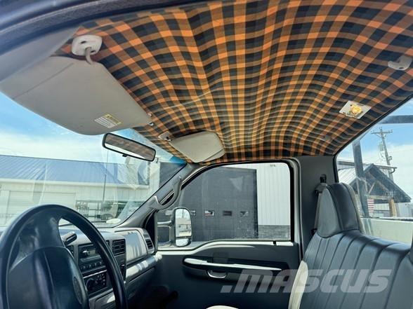 Ford F450 SD Utilaje construcții - Altele