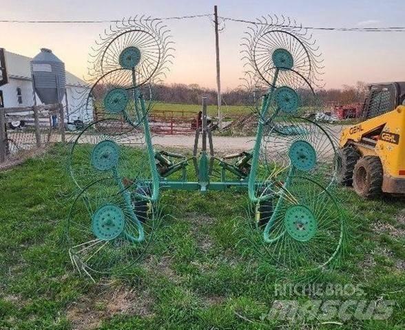 John Deere 702 Greble