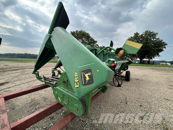 John Deere 893 Combine capete pentru culegatoare