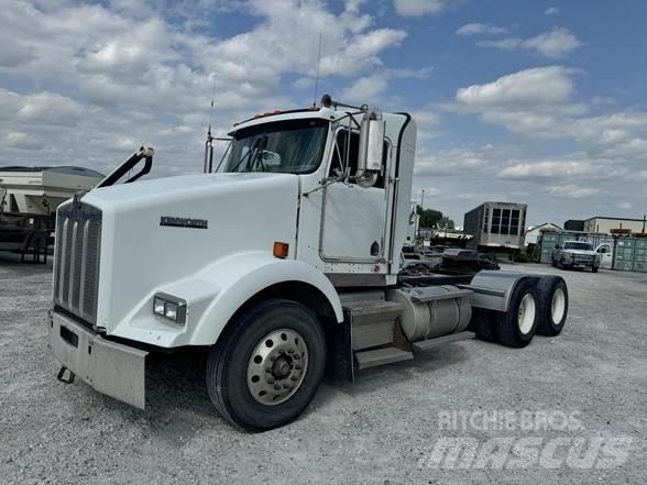 Kenworth T800 Autotractoare