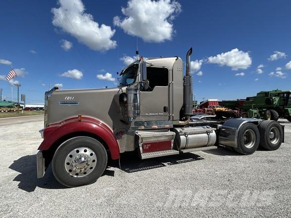 Kenworth W900 Autotractoare