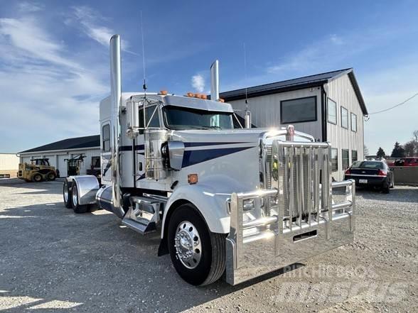 Kenworth W900L Autotractoare