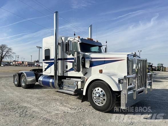 Kenworth W900L Autotractoare