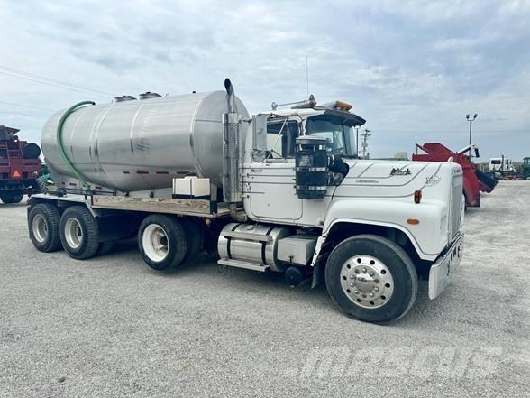 Mack RS600L Utilaje construcții - Altele