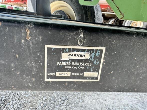 Parker 5250 Grain / Silage Trailers