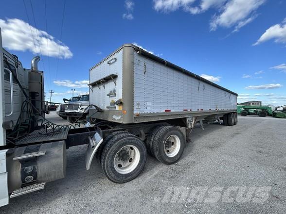 Wilson DWH-200 Grain / Silage Trailers