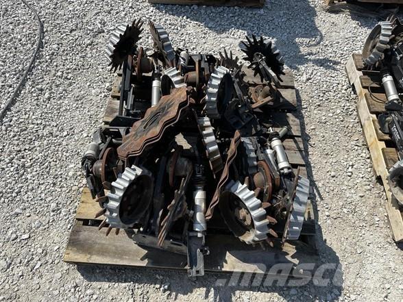 YETTER  Utilaje construcții - Altele