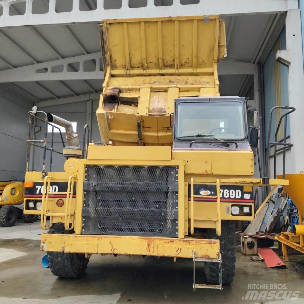 CAT 769 D Camioane cu basculante rigide