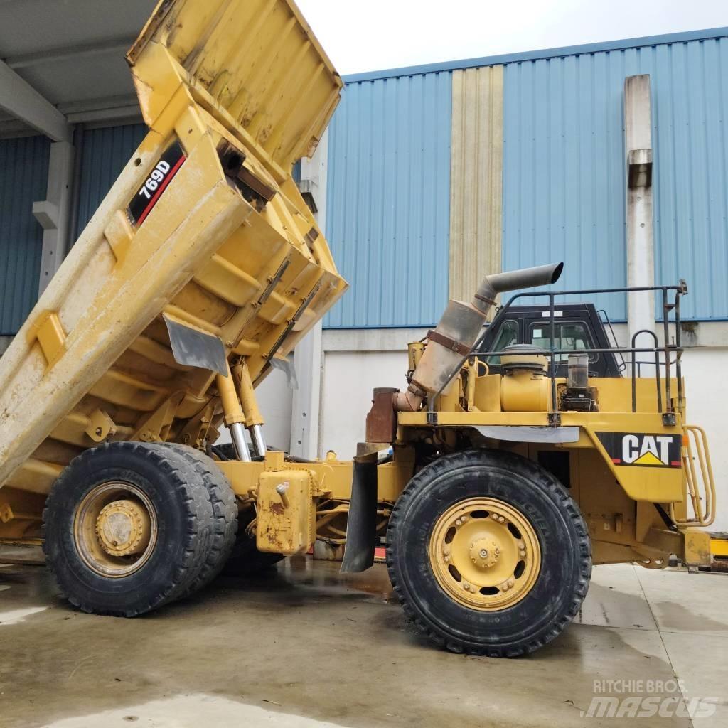 CAT 769 D Camioane cu basculante rigide