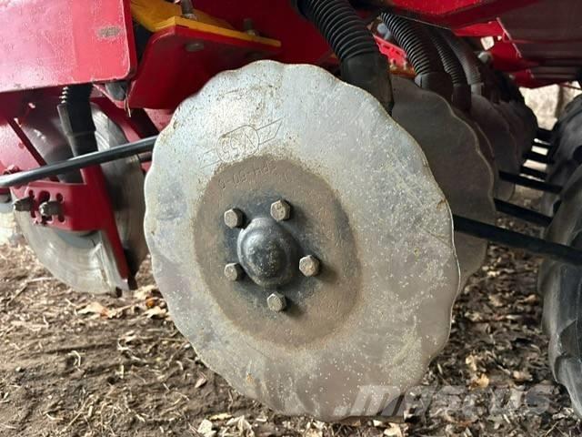 Väderstad Rapid300C Perforatoare