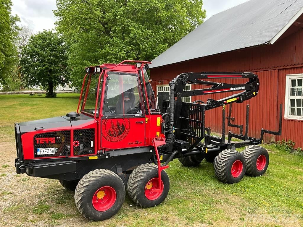 Terri 3CW Combine forestiere