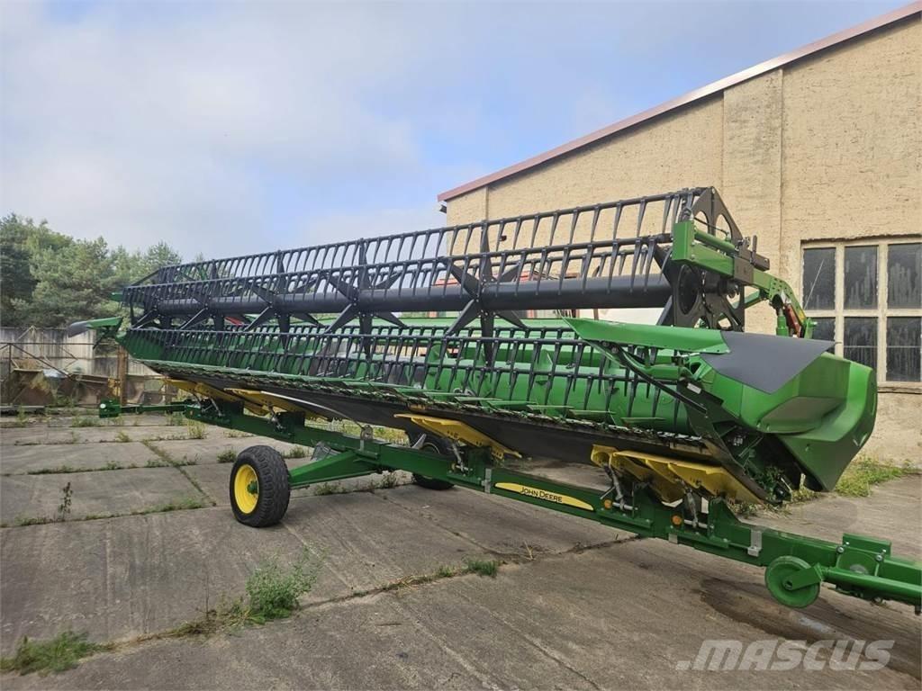 John Deere T 660i Combine de secerat