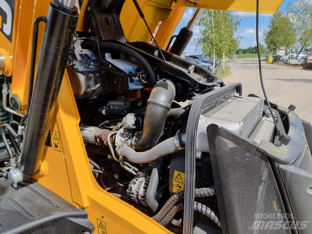 JCB 3 CX 14L5WM Buldoexcavatoare