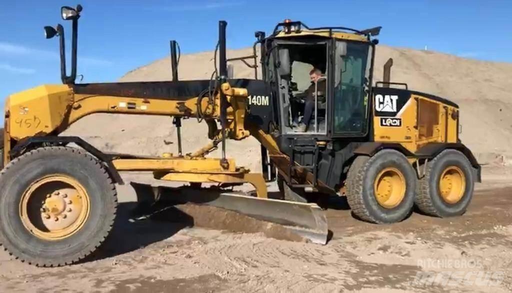 CAT 140M Gredere
