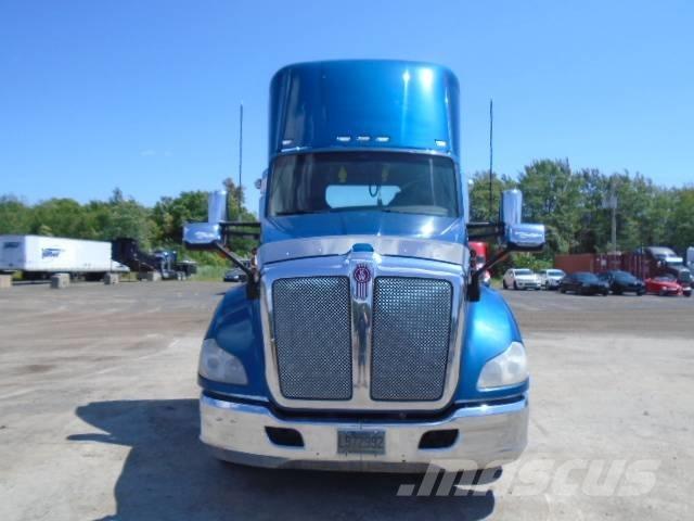 Kenworth T 680 Autotractoare