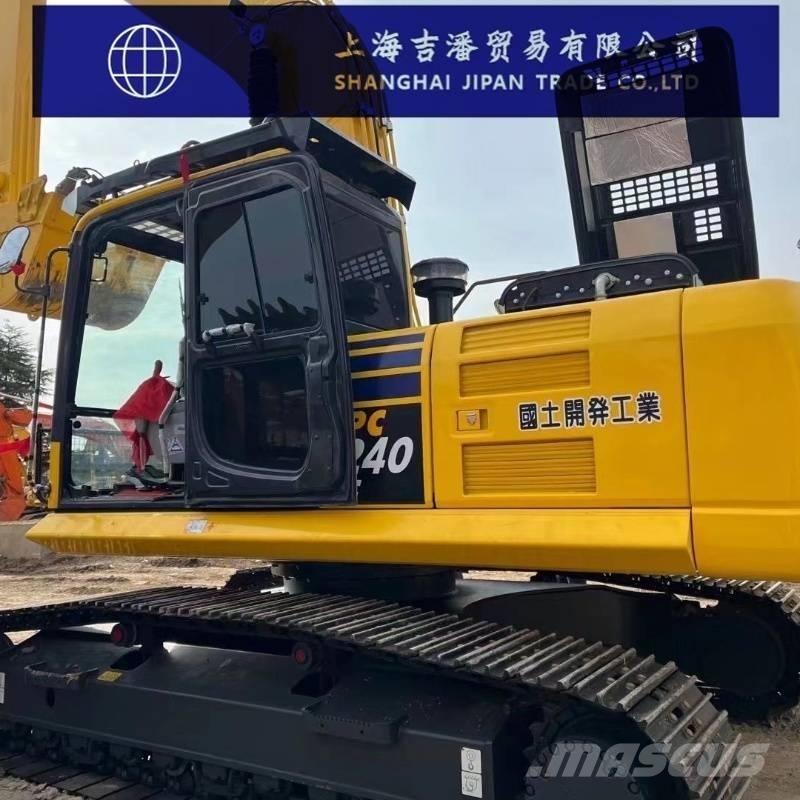 Komatsu PC 240 Excavatoare pe șenile
