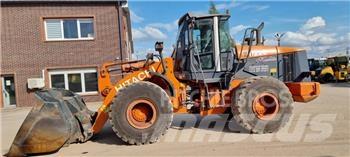 Hitachi ZW 220 Incarcator pe pneuri