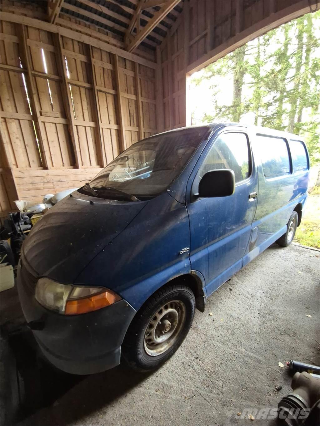 Toyota Hiace Utilitara