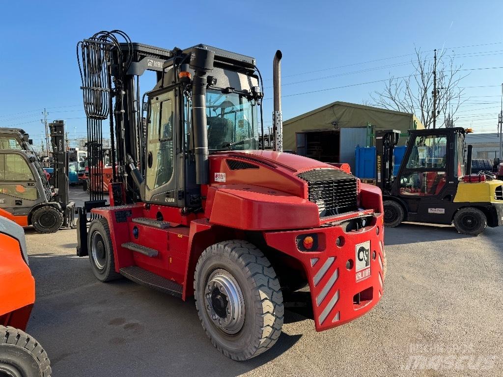 Kalmar DCG120-6 Stivuitor diesel
