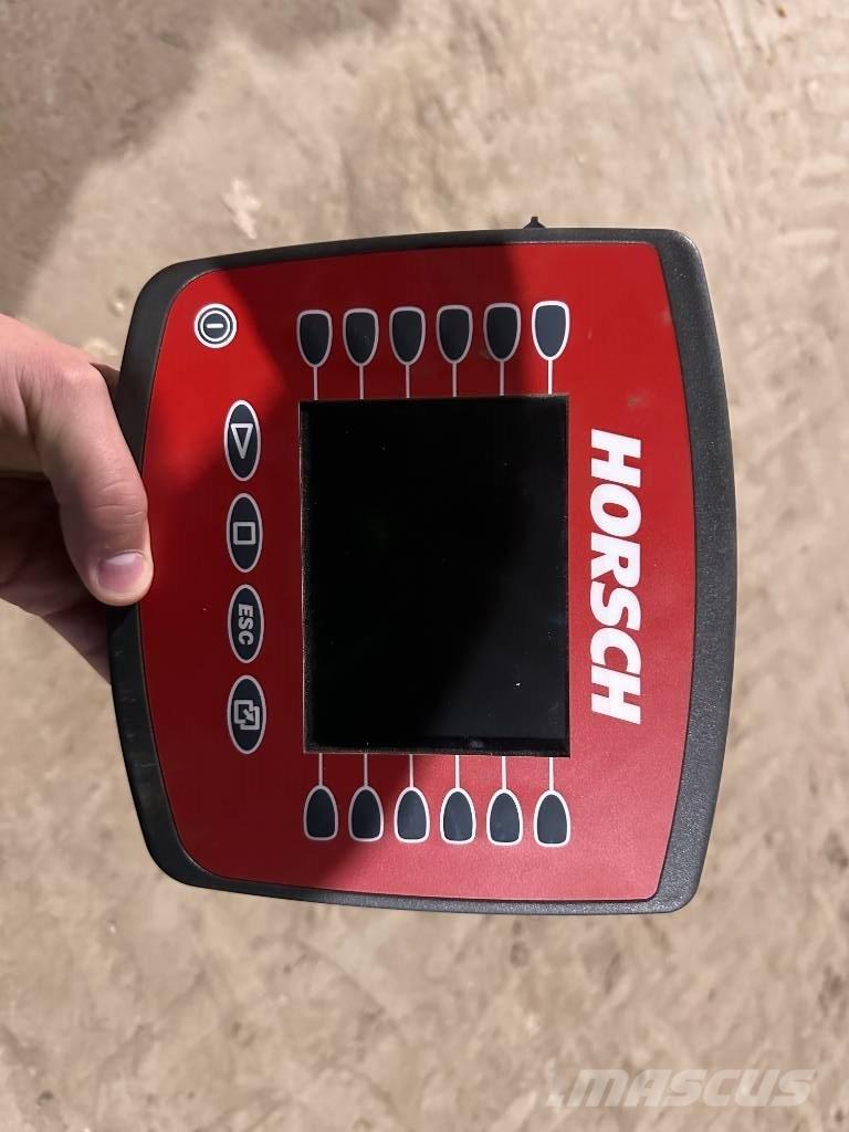 Horsch Pronto 8 DC Perforatoare