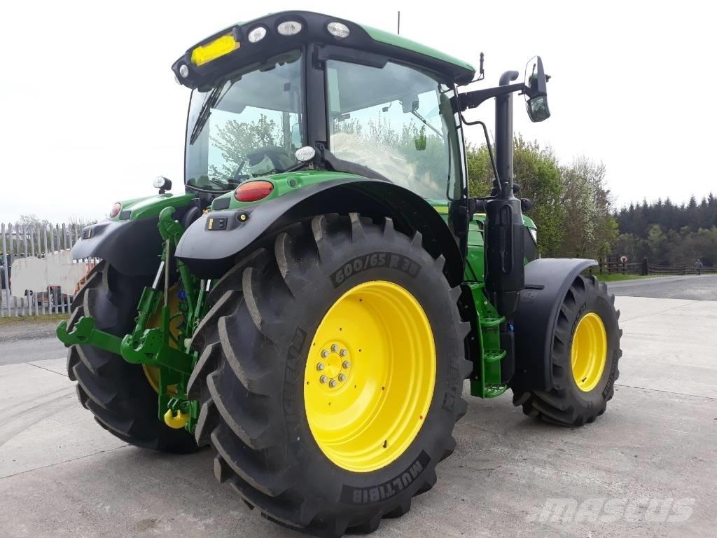 John Deere 6120 R Tractoare