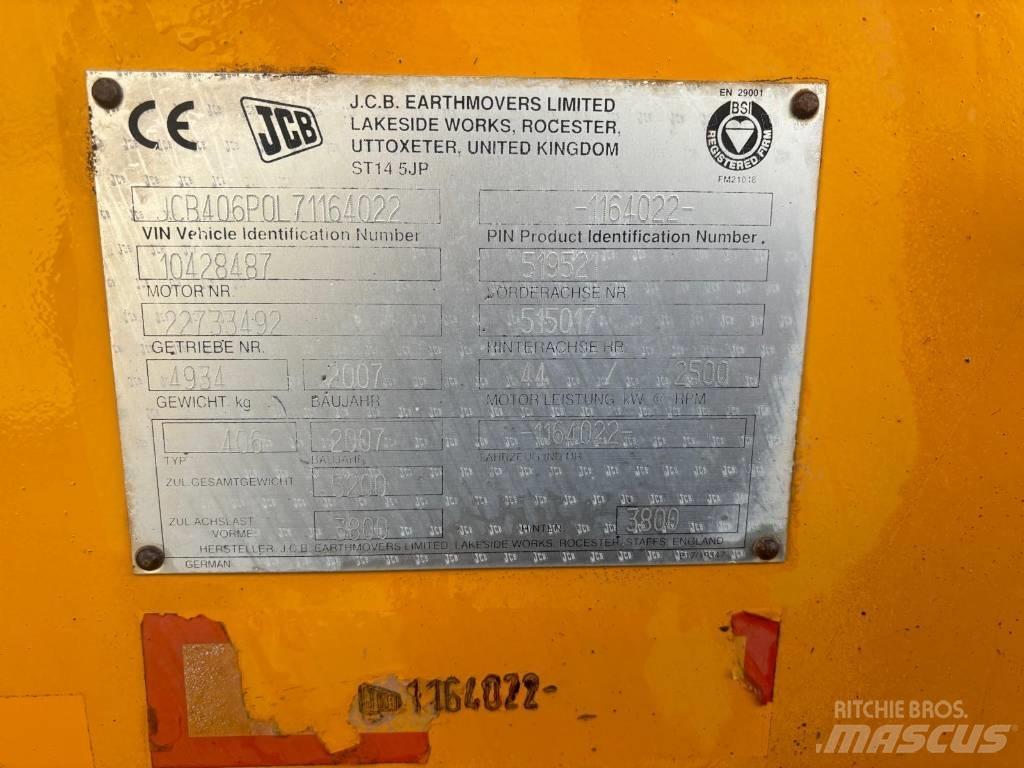 JCB 406 Incarcator pe pneuri