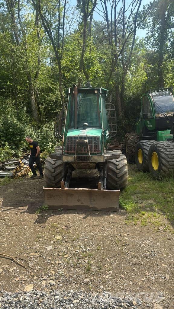 Timberjack 810 B Transportoare