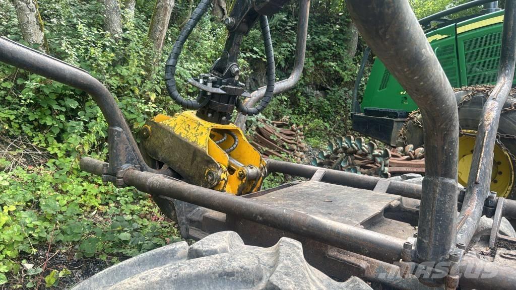 Timberjack 810 B Transportoare