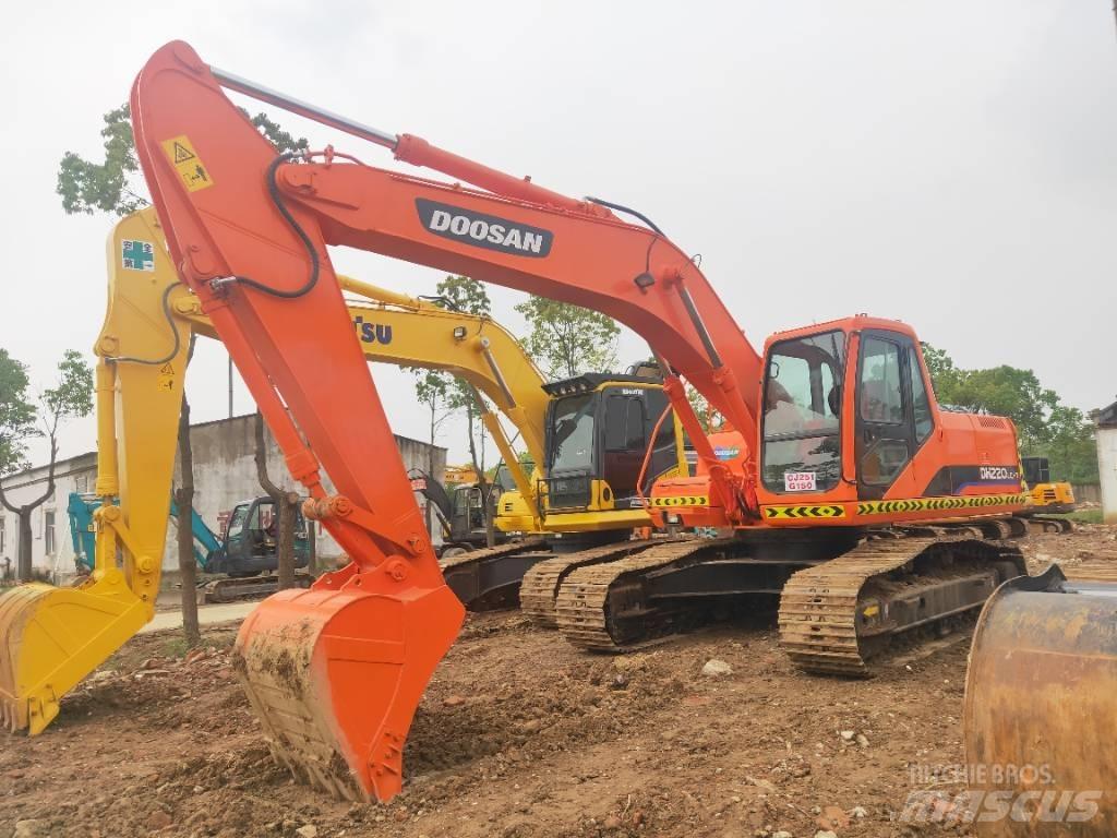 Doosan DH220LC-7 Excavatoare pe șenile
